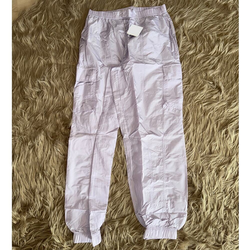 New Fabletics Lightweight Cargo Jogger Lilac Lily Shine size M - Picture 4 of 8